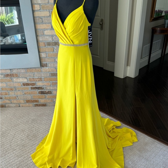 JVN BY JOVANI dress yellow jersey knit rhinestones size 8 pageant prom with tags - Picture 6 of 16